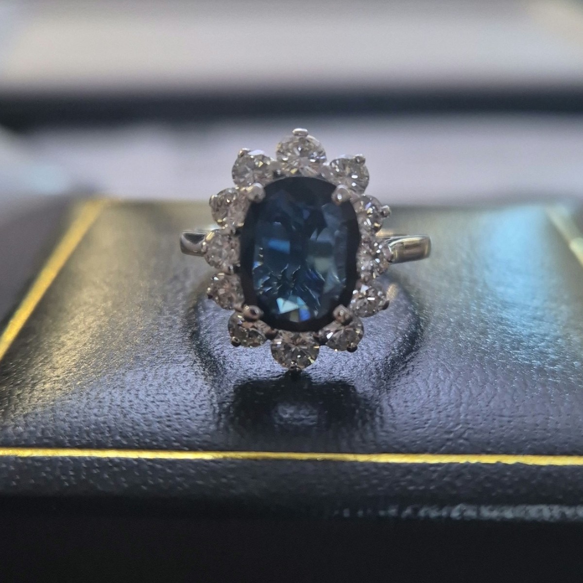 Sapphire And Diamond Entourage Ring -photo-4