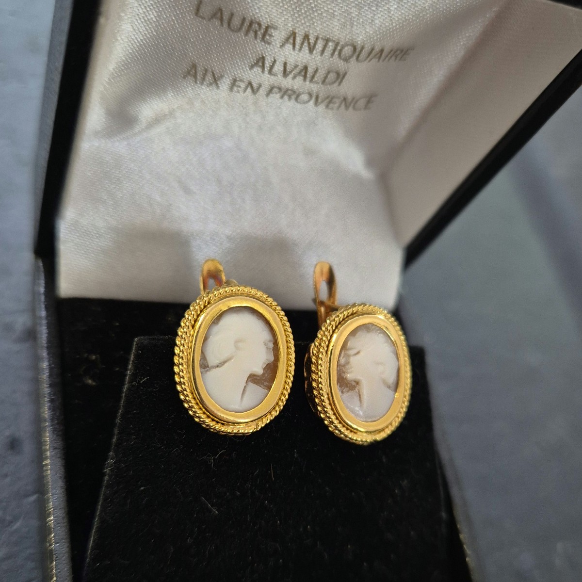 Pair Of Yellow Gold Cameo Earrings-photo-2