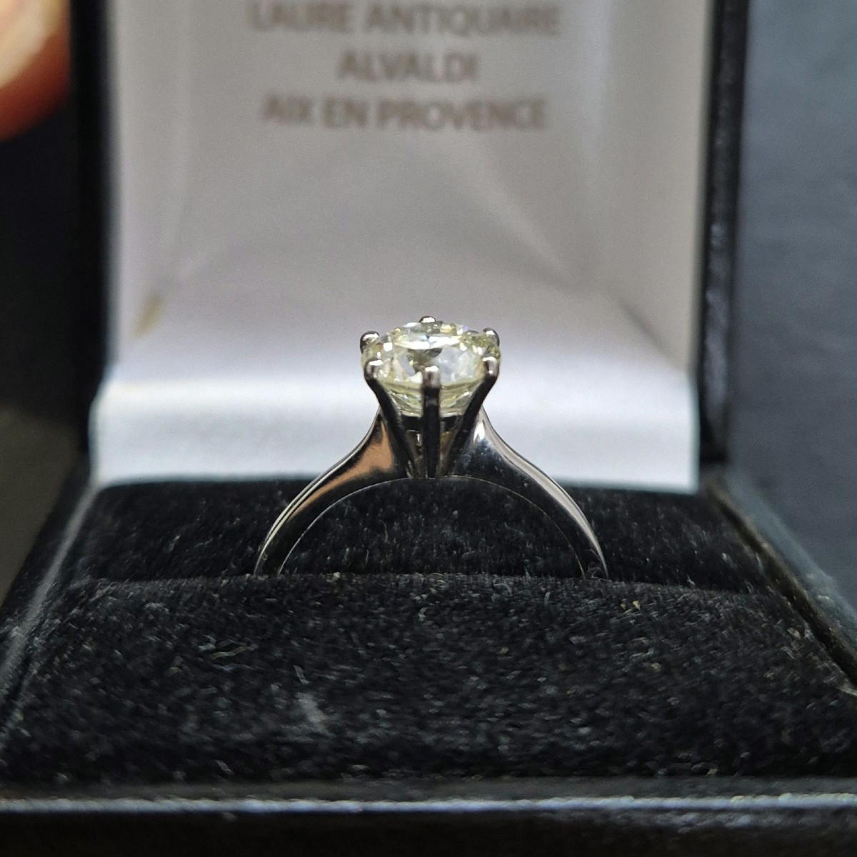 Bague solitaire diamant taille ancienne 1,60 carats-photo-2