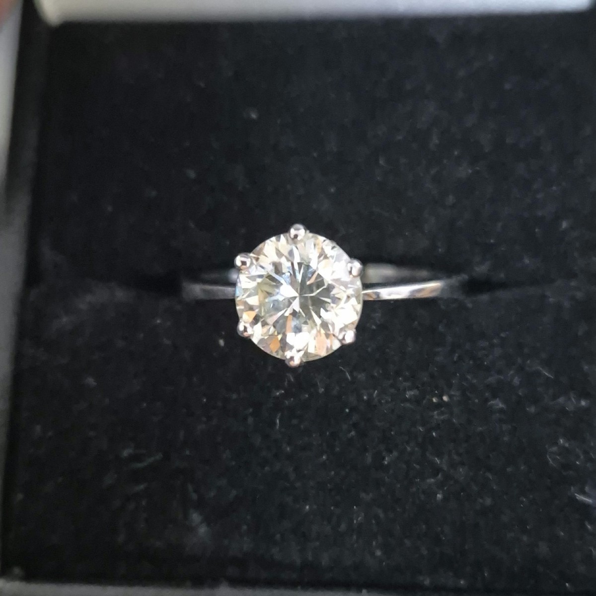 Bague solitaire diamant taille ancienne 1,60 carats