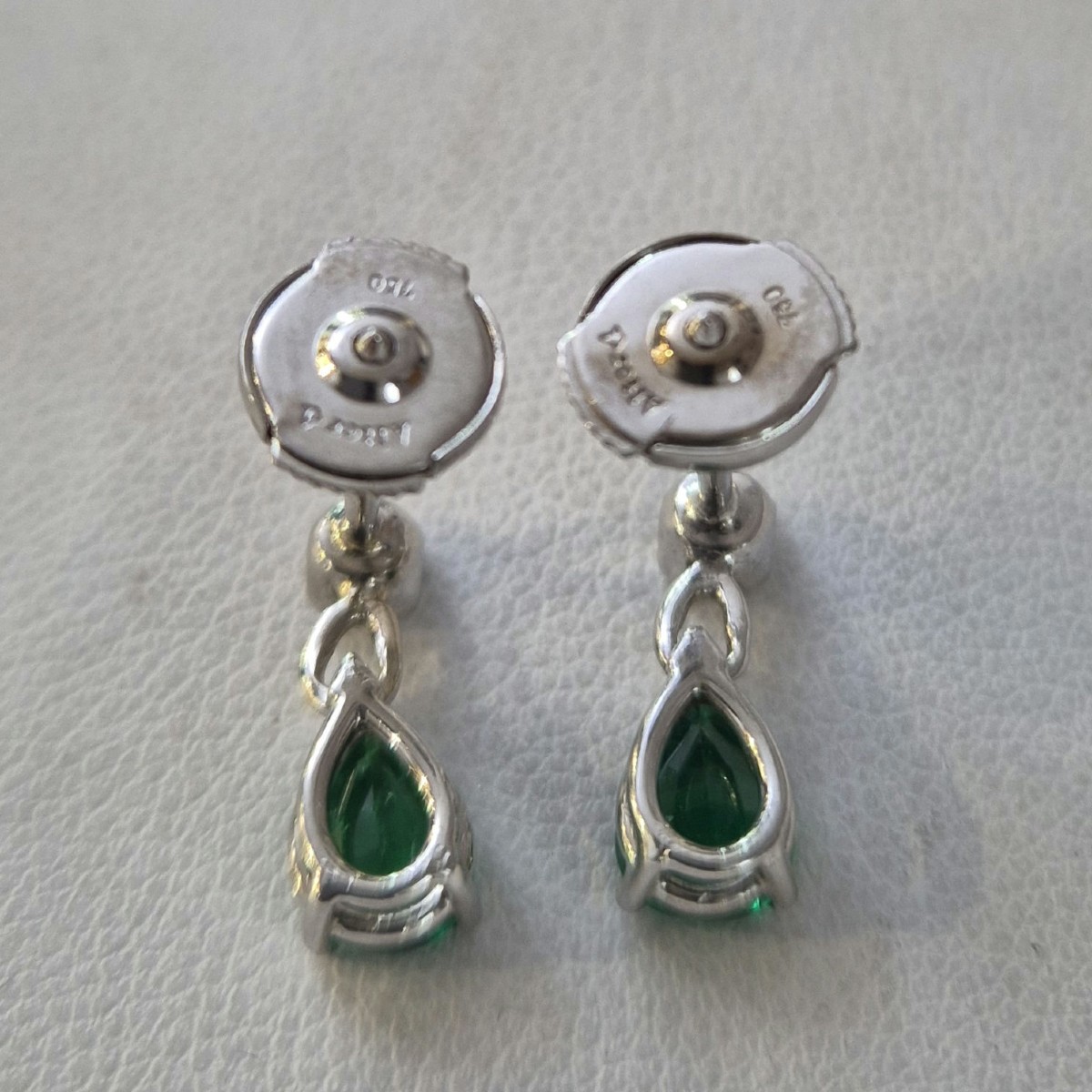 Pair Of Emerald And Diamond Earrings-photo-1