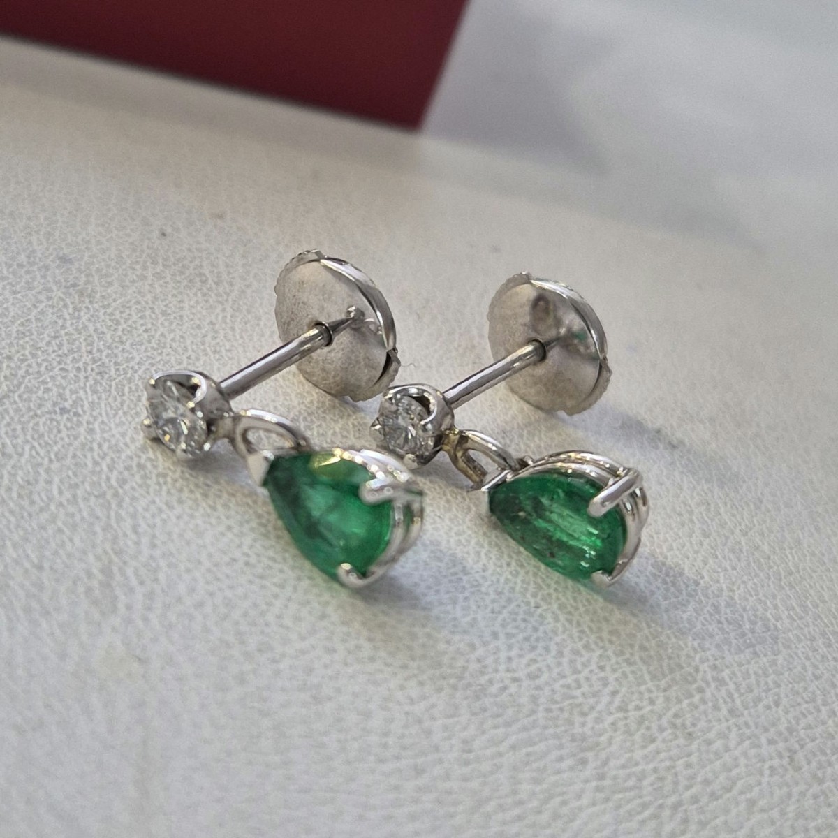 Pair Of Emerald And Diamond Earrings-photo-2