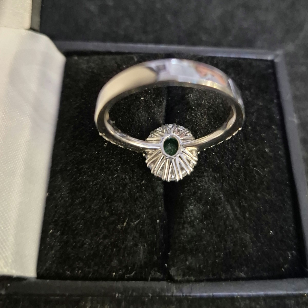 Bague émeraude diamants-photo-1