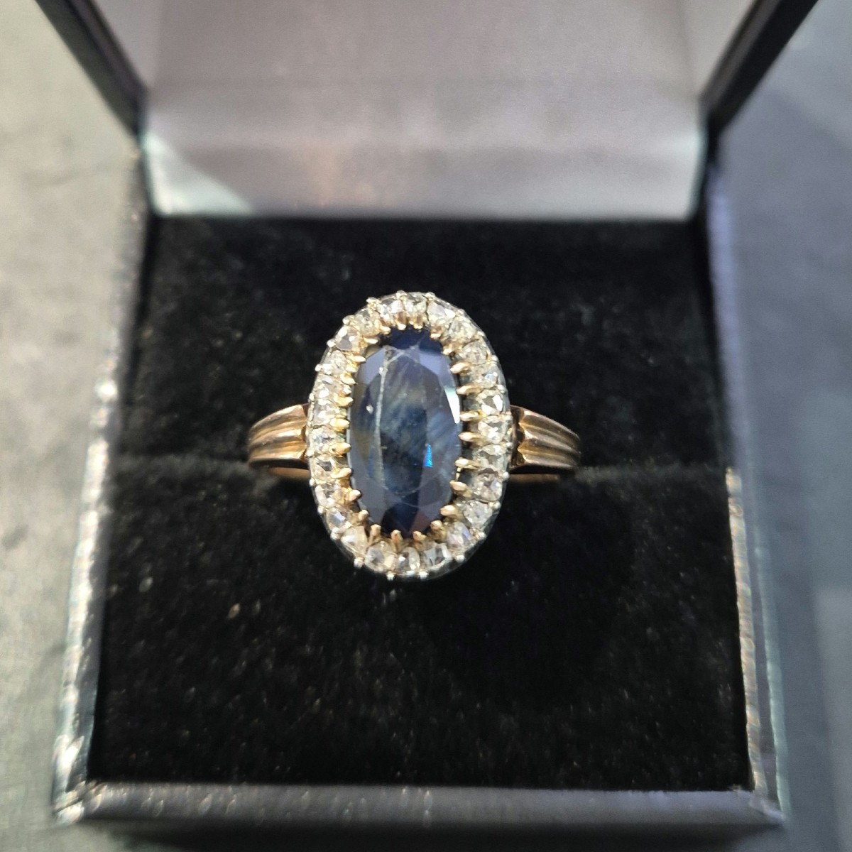 Bague début 20 ème Napoléon 3 saphir diamants roses