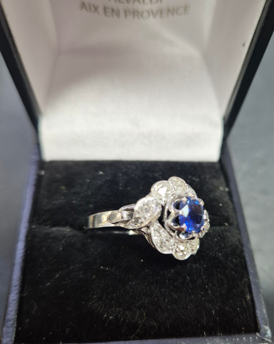 Art Deco Ring In White Gold  Saphire And Diamonds-photo-2