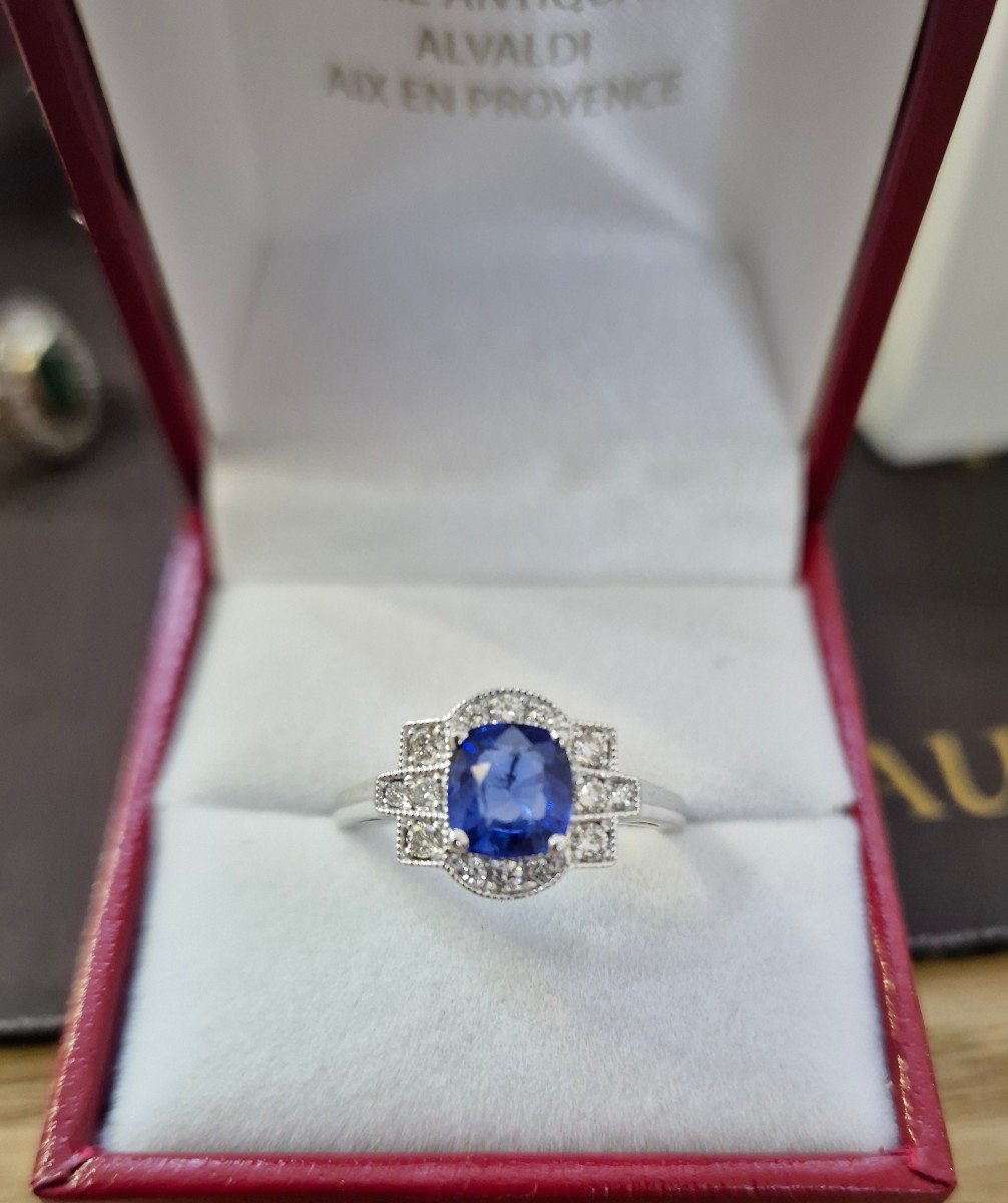Art Deco Style Sapphire Diamond Ring