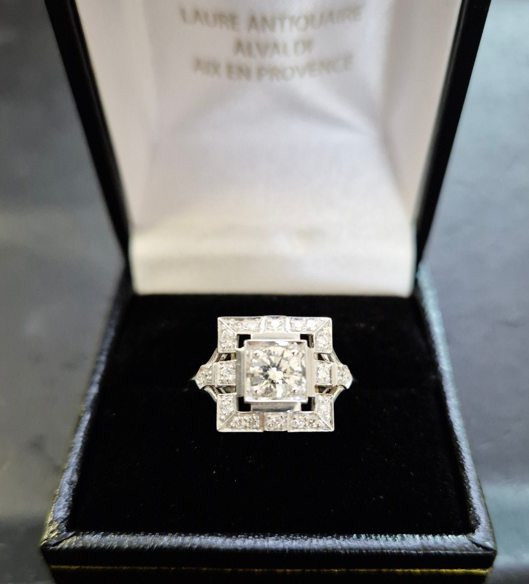 Bague style art déco diamants