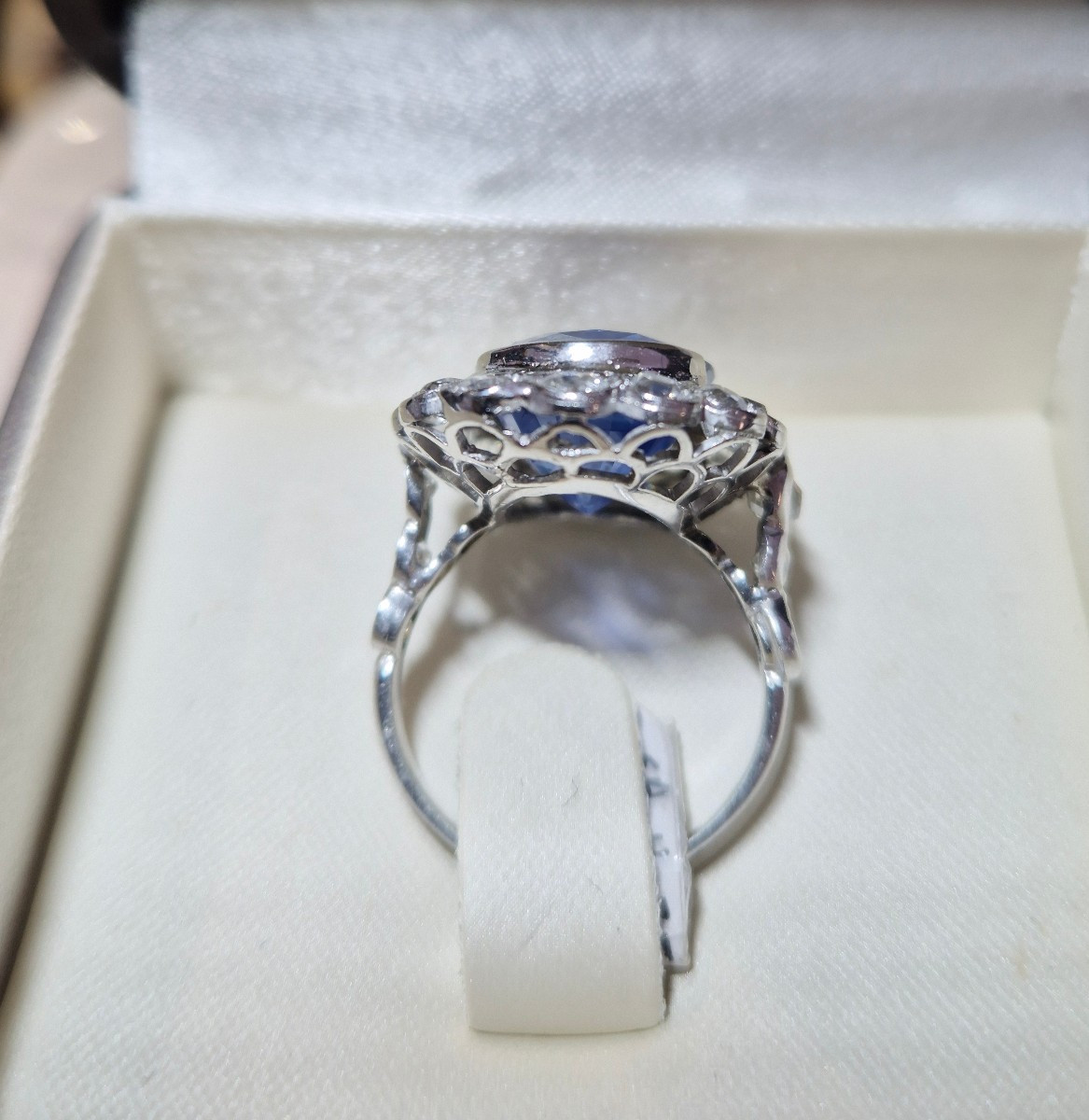 Art Deco Ring With Sapphire Diamond Surround-photo-3
