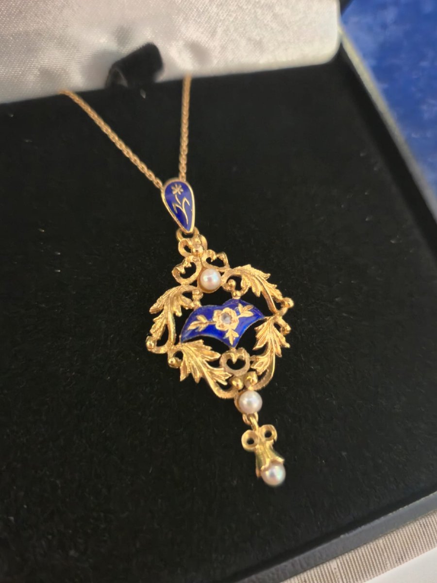 Pendentif Ancien Art Nouveau en Or Jaune, Émail Bleu et Perles Fine-photo-2