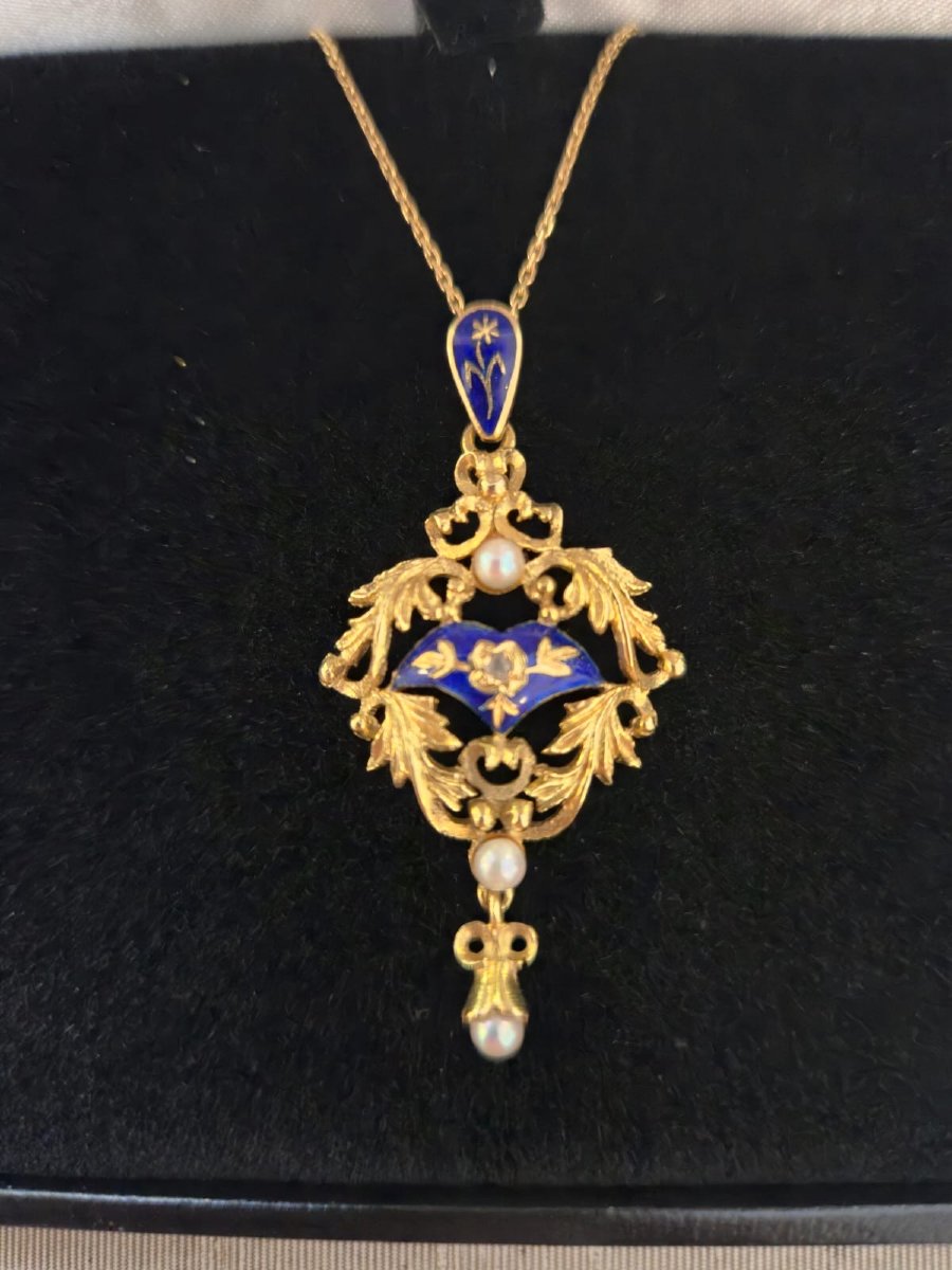 Pendentif Ancien Art Nouveau en Or Jaune, Émail Bleu et Perles Fine-photo-3