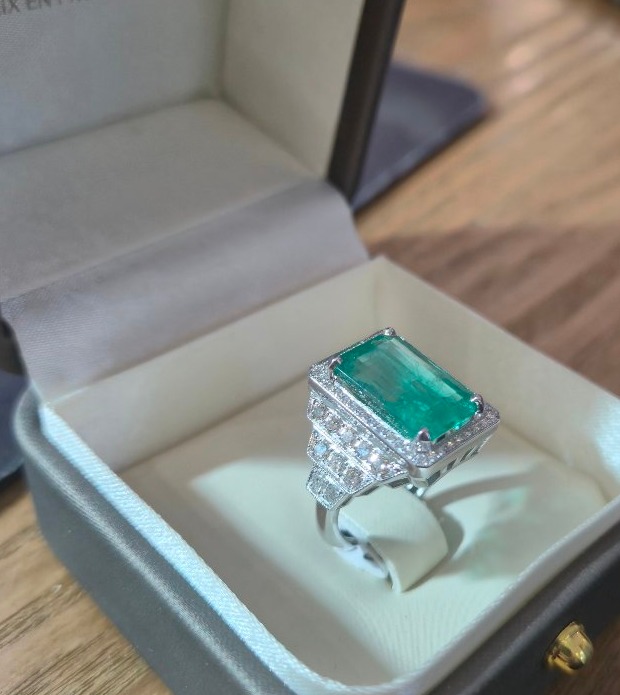 Art Deco Emerald And Diamond Ring-photo-3