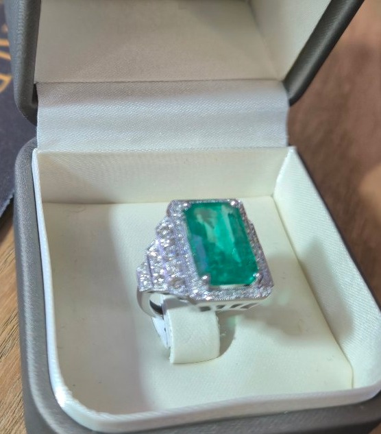Art Deco Emerald And Diamond Ring-photo-1
