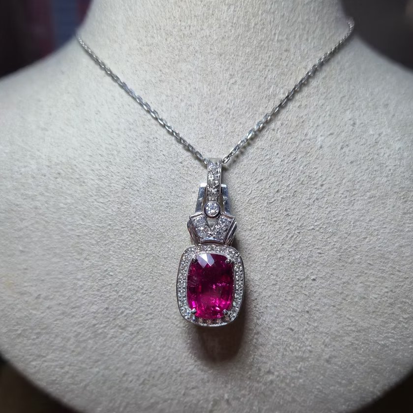 Pendentif art déco rubellite diamants