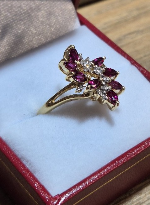 Vintage Ruby Ring-photo-3