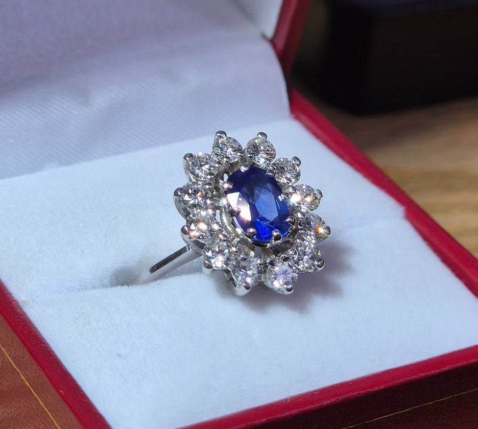 Vintage Daisy Sapphire Ring-photo-2