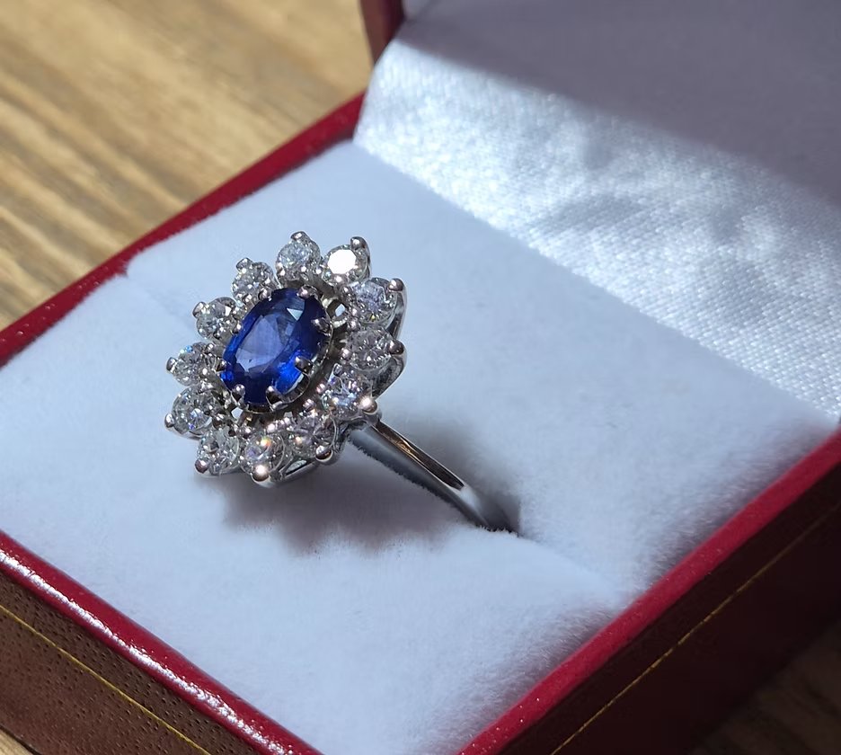 Vintage Daisy Sapphire Ring-photo-4