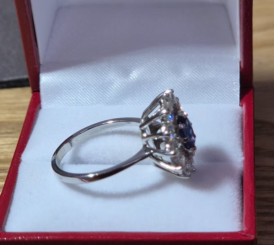 Vintage Daisy Sapphire Ring-photo-2