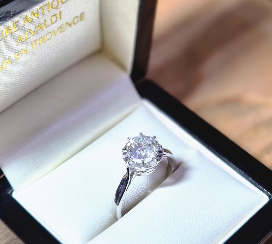 1.36-carat Diamond Solitaire Ring-photo-3