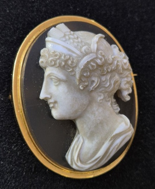 Late 19th-century Agathe Cameo Brooch -photo-3