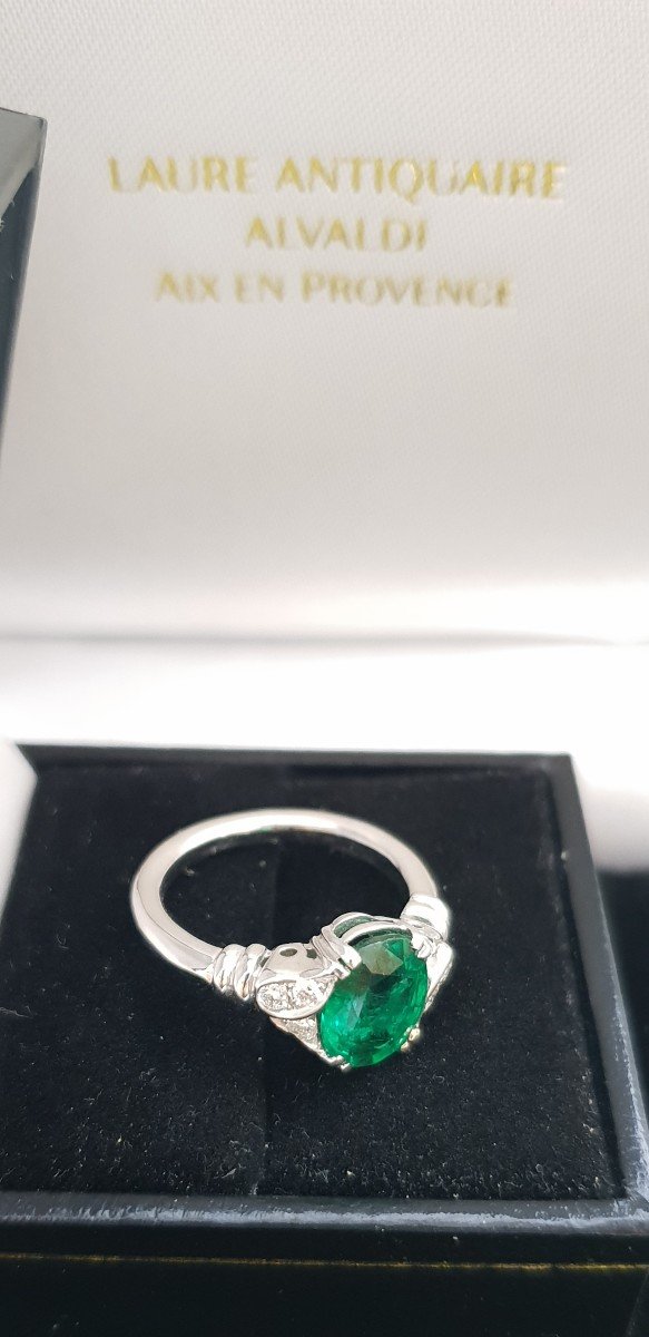 750 Thousandths White Gold Ring Set With A 2.02 Carat Emerald.-photo-1