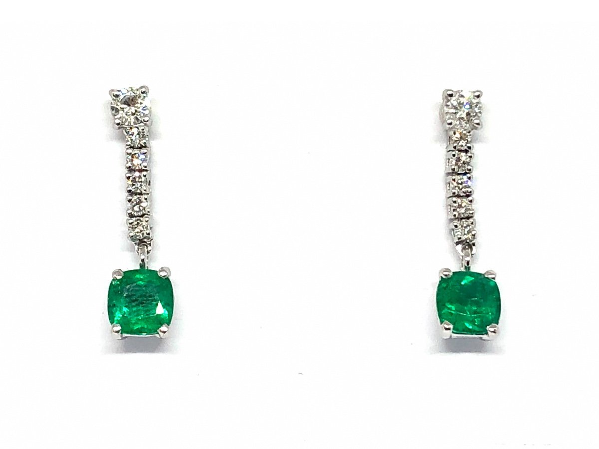 Earrings In 750 Thousandths White Gold, Set With Emeralds And Diamonds