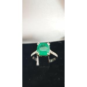 White Gold Ring Adorned With A Beautiful Cushion-shaped Emerald 2000s