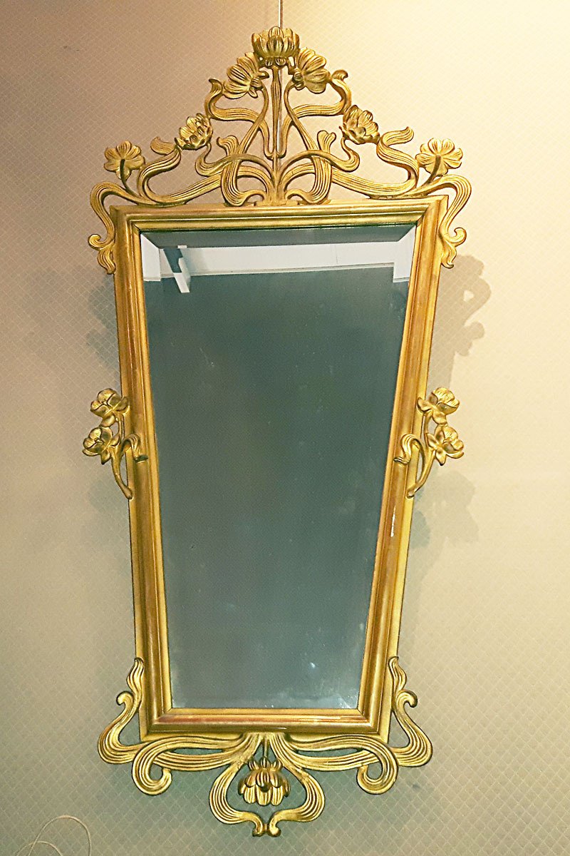 Art Nouveau Mirror In Golden Wood, Ca 1900