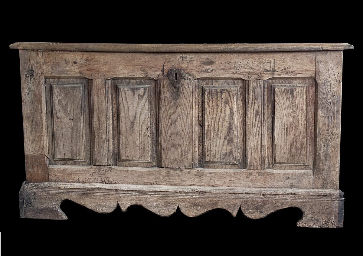 Old 18th Century Chest In Oak Woodwork