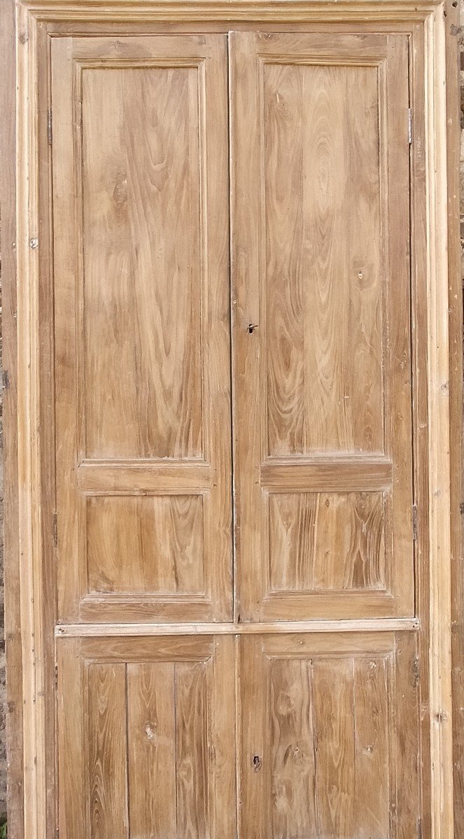 An Antique Double Cupboard Door In Noble Wood With Their Facade Woodwork Frame-photo-4