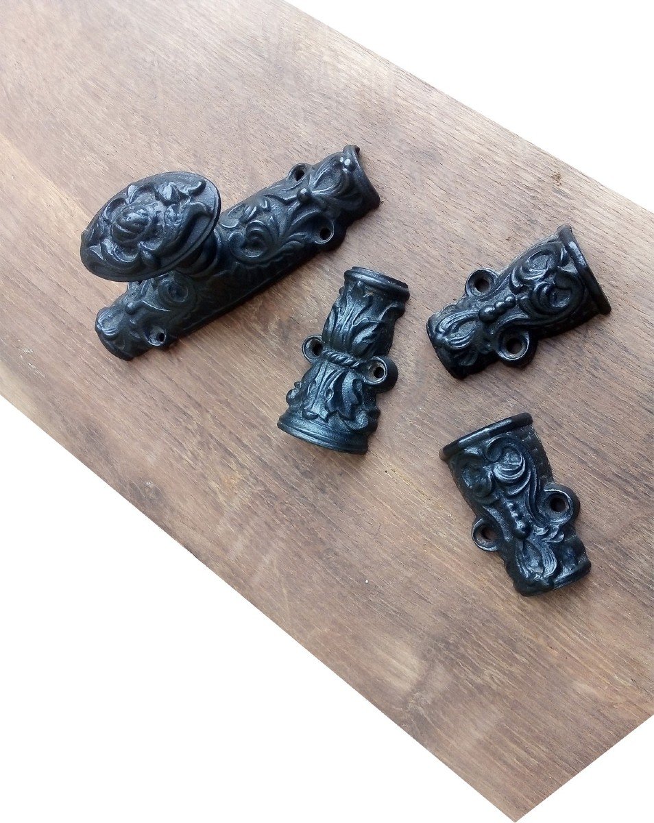 Deux Fenêtres Anciennes XIXème En Chêne Complètes Cadre Et Ferronneries Portes-photo-3