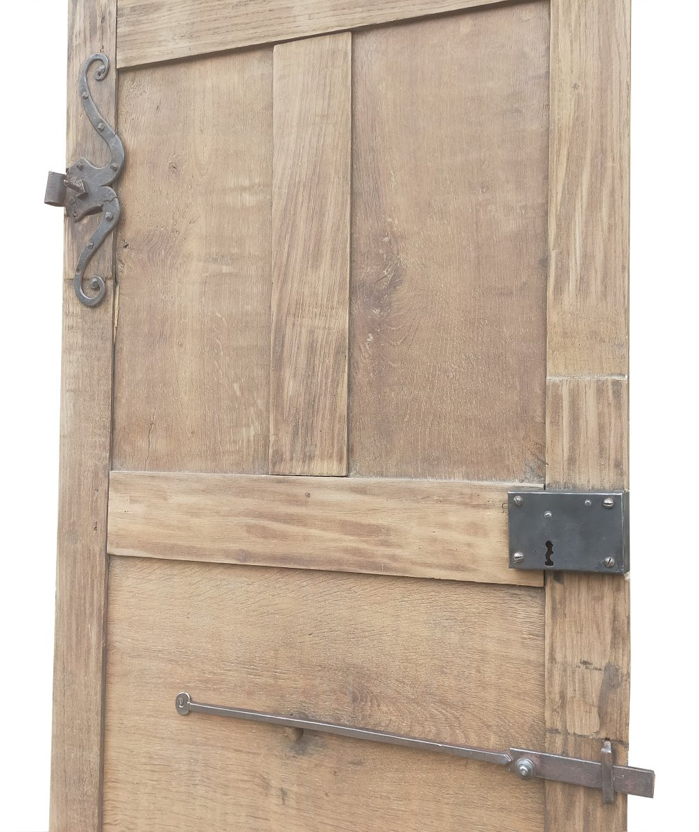 Antique Oak Door From The 18th Century And Its Woodwork And Ironwork-photo-5