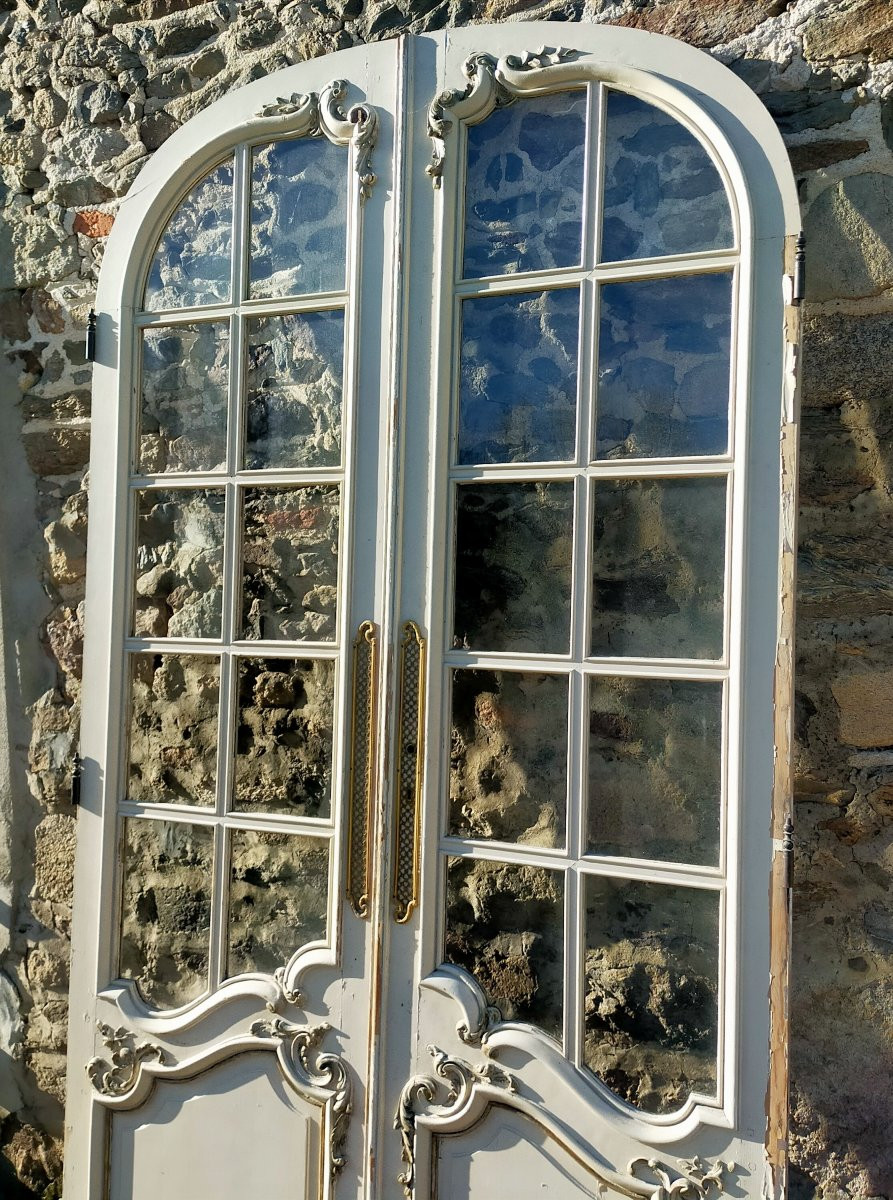Deux paires de portes vitrées cintrées anciennes décoratives-photo-1