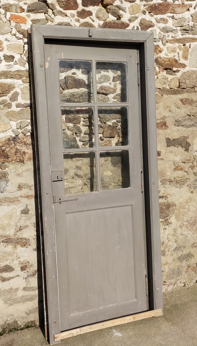 Two Similar Antique Six-pane Door Withtheir Frame-photo-3