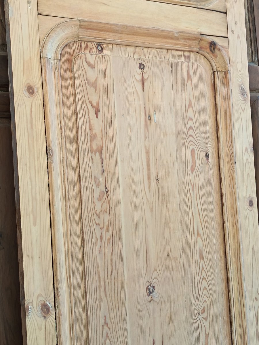 Antique Art Deco Door With A Glass Panel On The Upper Section-photo-2