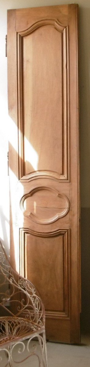 Large 18th Century Old Door In Blond Walnut Woodwork Doors-photo-2