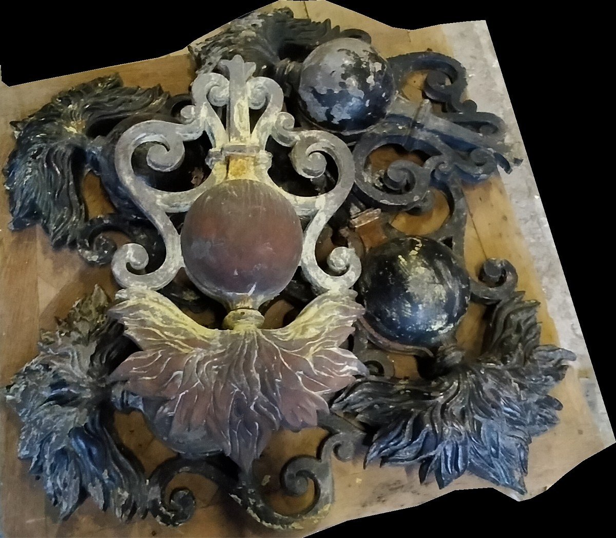 Objet De Décoration Ecusson Blason Luminaire Cartouche XIXème En Fonte Tirant Porte Ancienne-photo-1