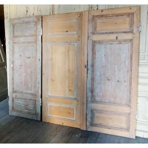 3 Identical Old Cupboard Doors H182cm L225cm