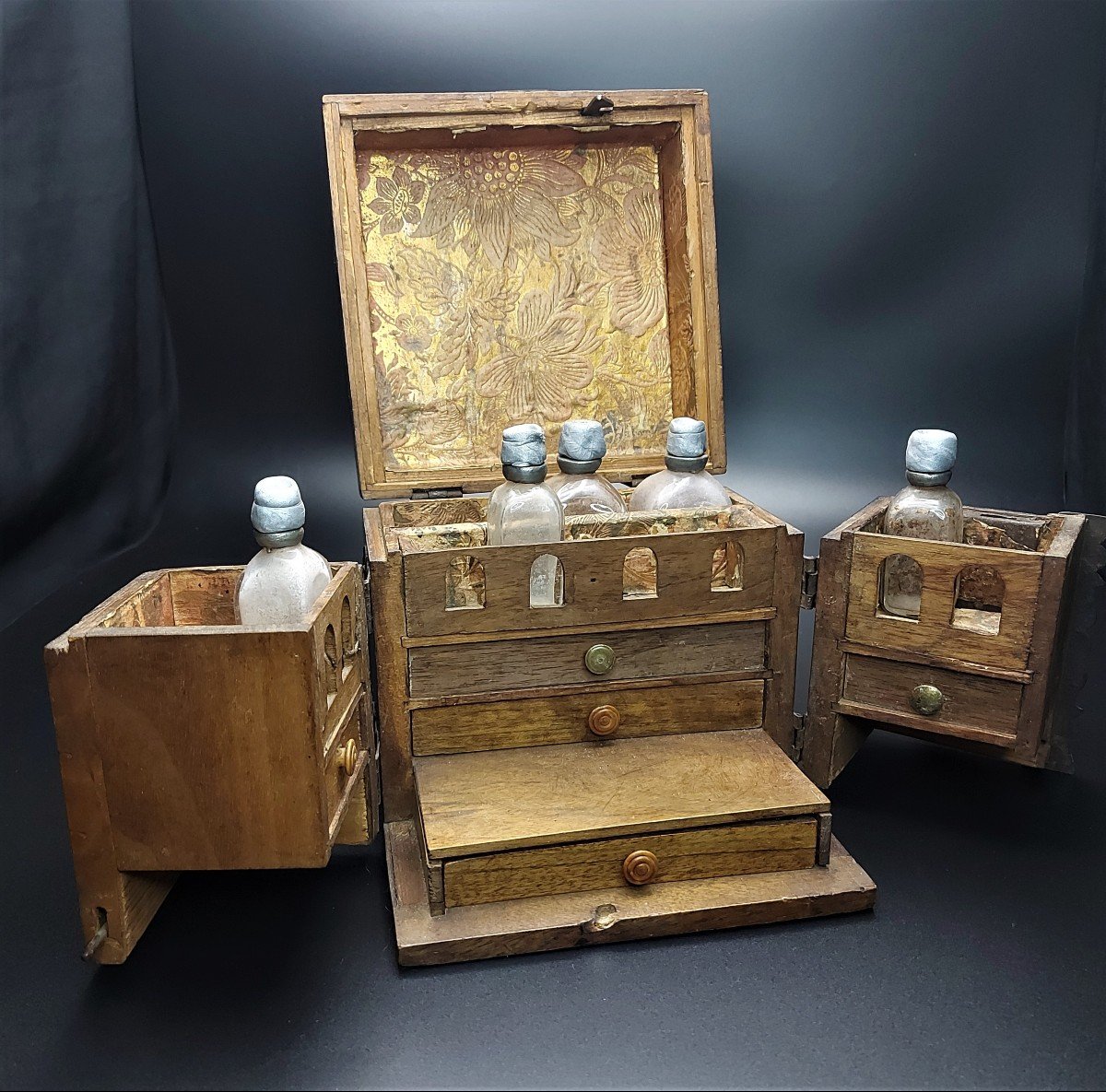 18th Century Apothecary Box-photo-4