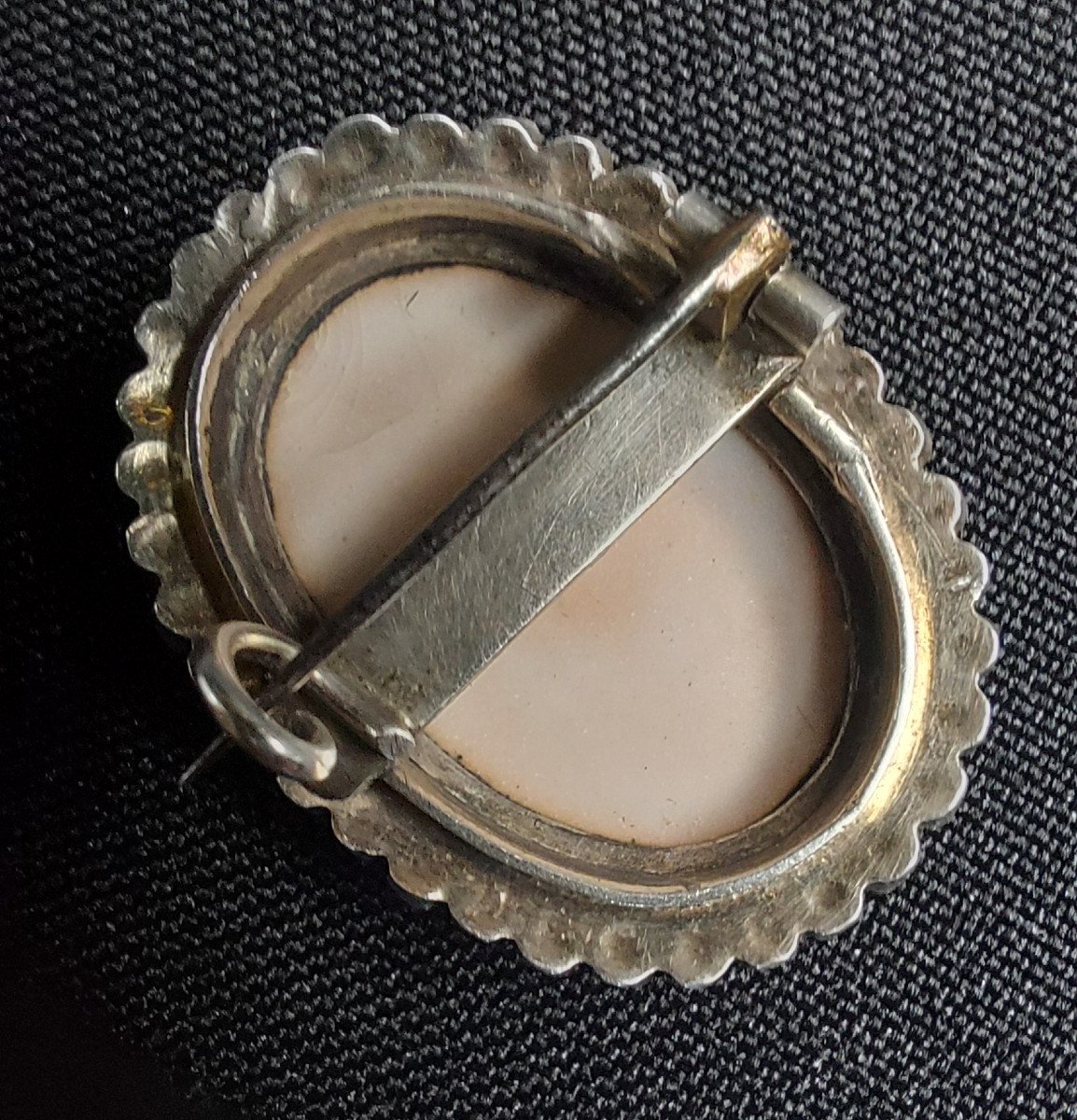 Boucles d'Oreilles & Broche en Grisaille Aux Scènes Pastorales Début 19e Siècle-photo-1