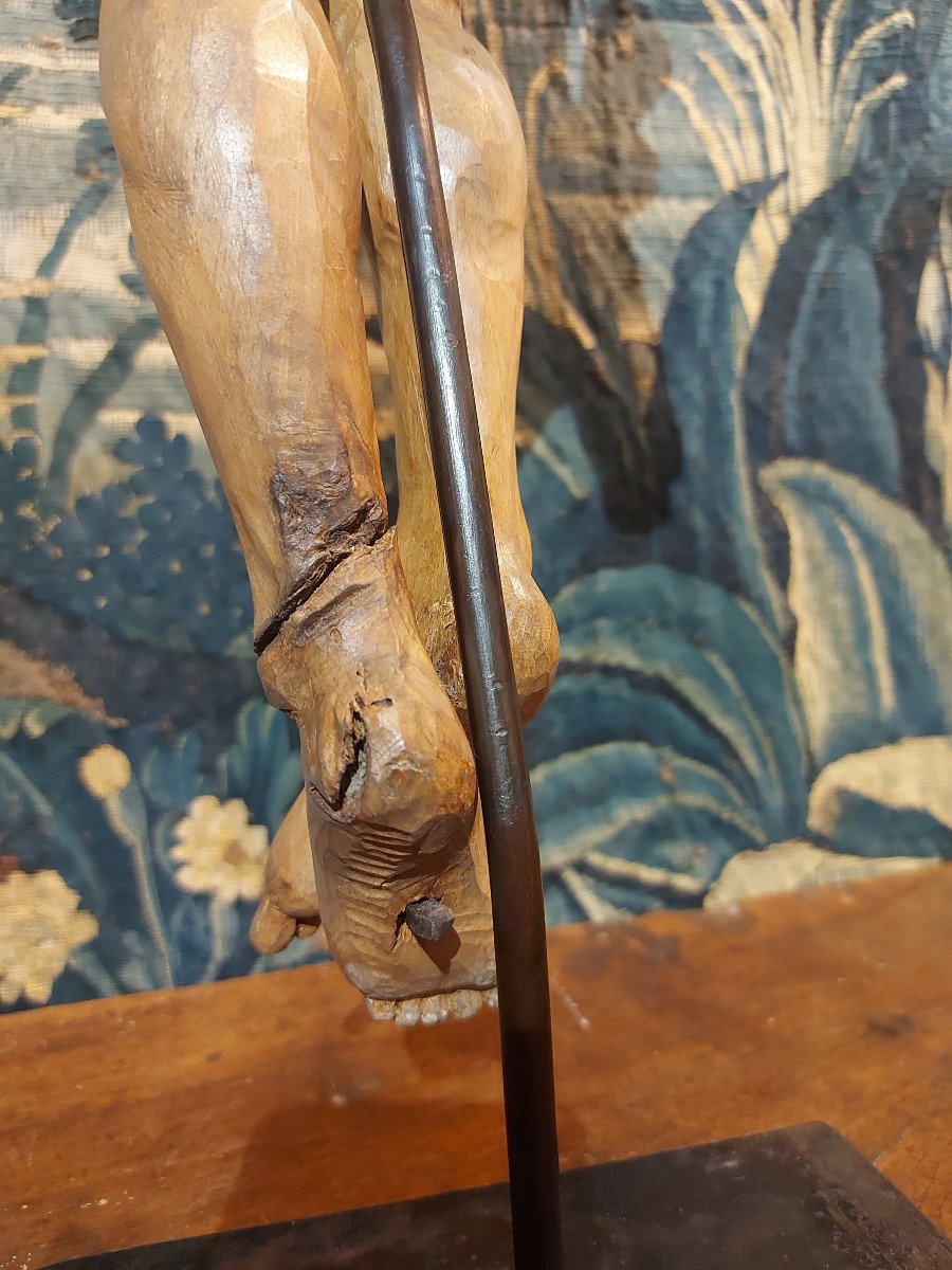 Christ In Carved Wood Late 16th Century-photo-2
