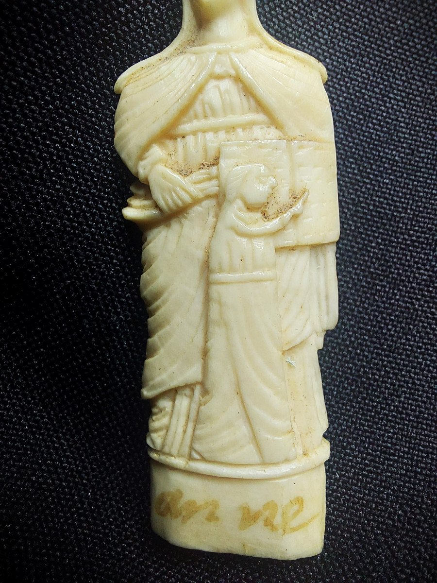Bone Pendant: Education Of The Virgin Mary-photo-2