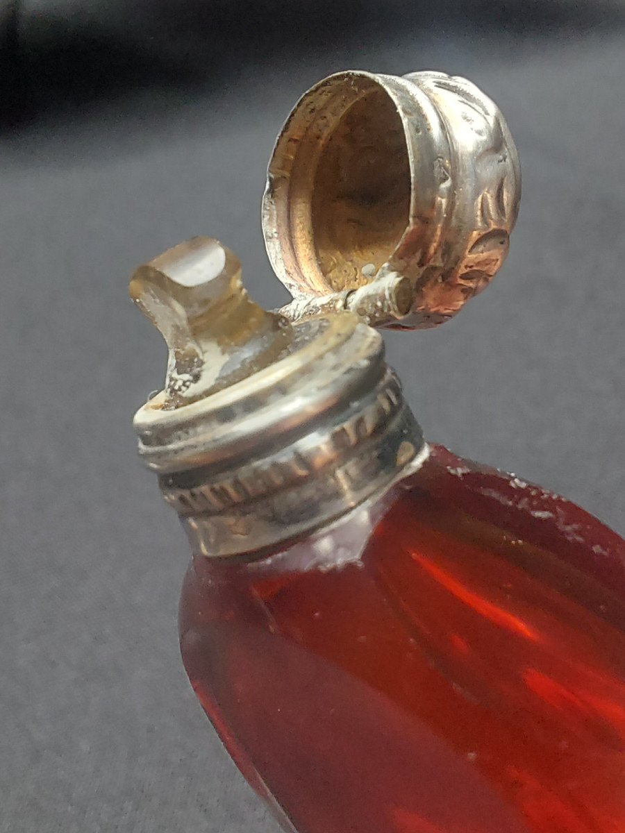 Cut Ruby Crystal Perfume Bottle -photo-5
