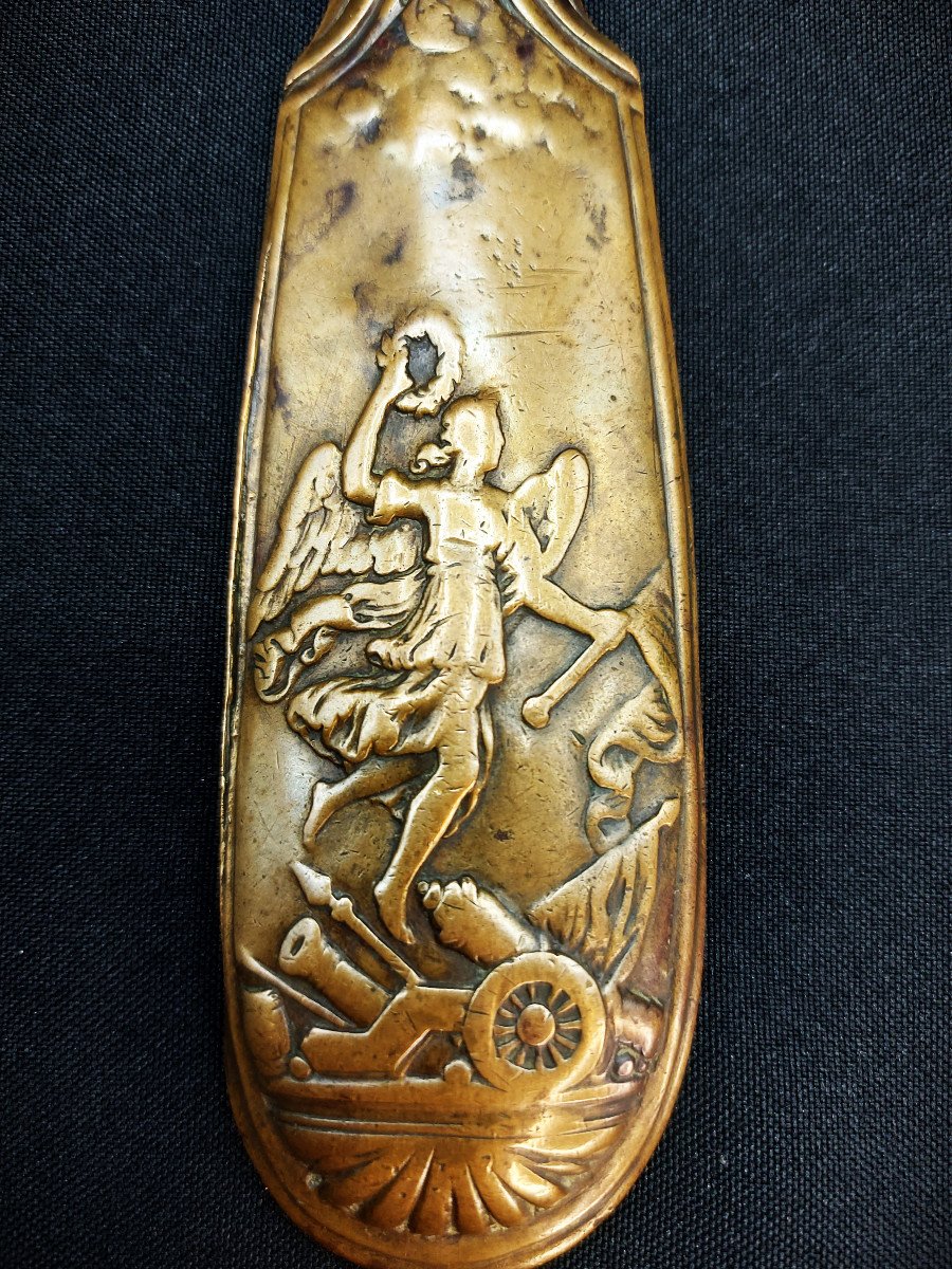 17th Century Bronze Tobacco Grater-photo-6