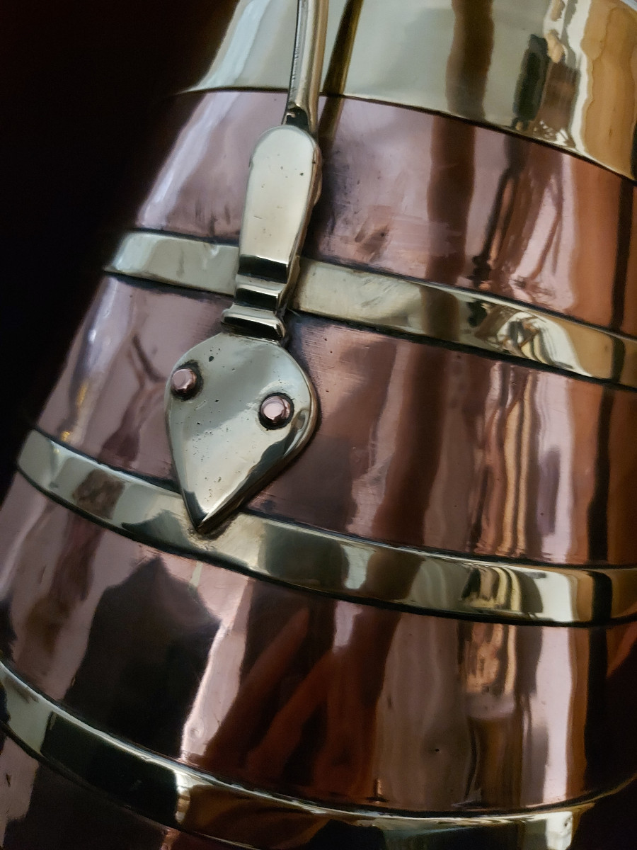 Luxurious English Bucket-photo-2