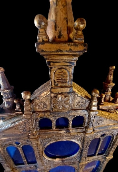 Folk Art: Cathedral-shaped Display Case-photo-4