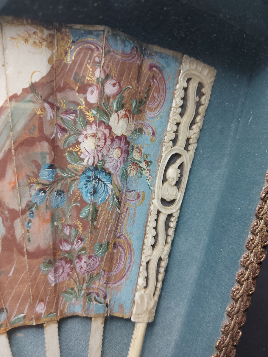 Eventail 18e Siècle encadré-photo-3