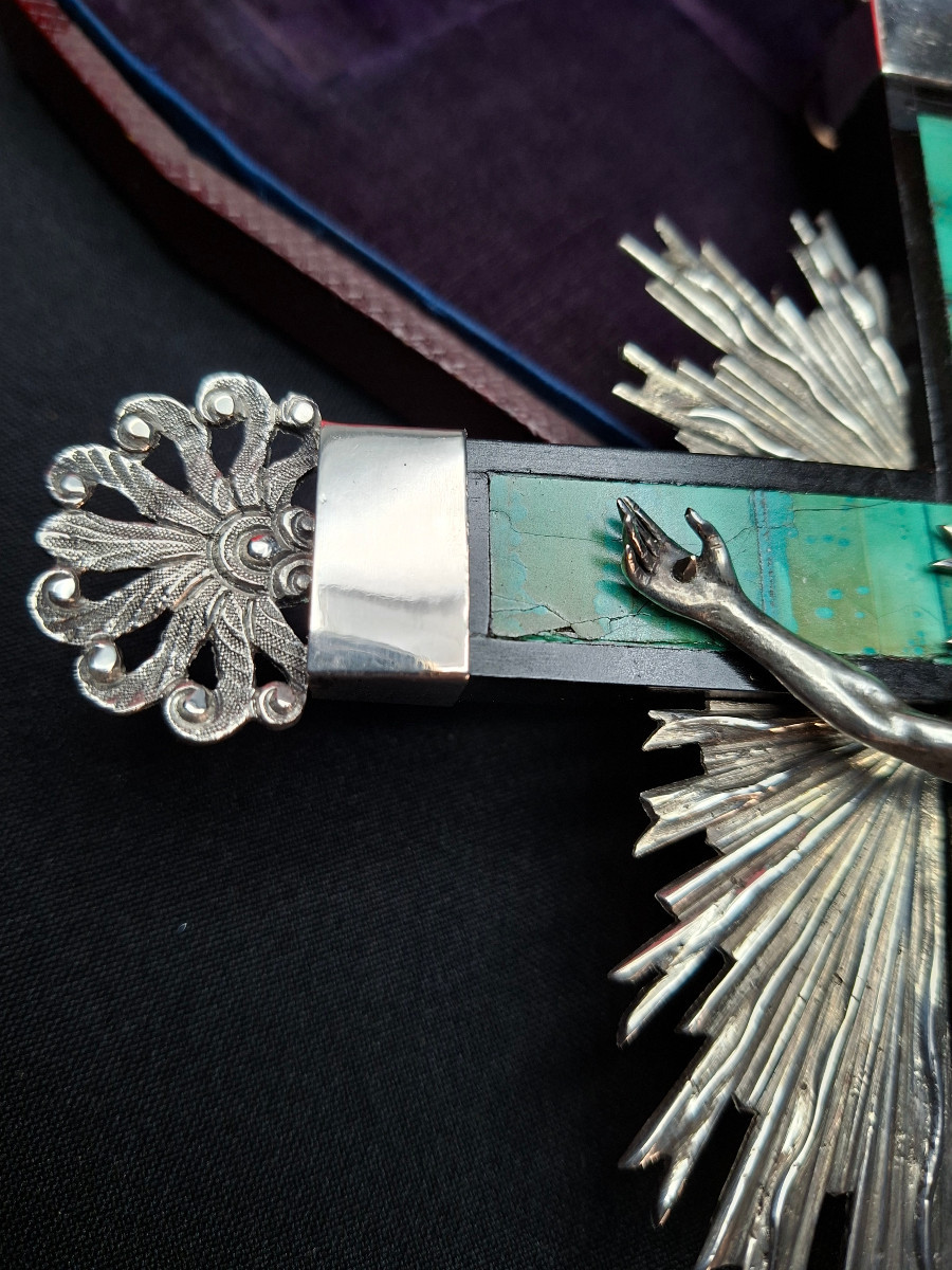 Crucifix In Its Case-photo-1