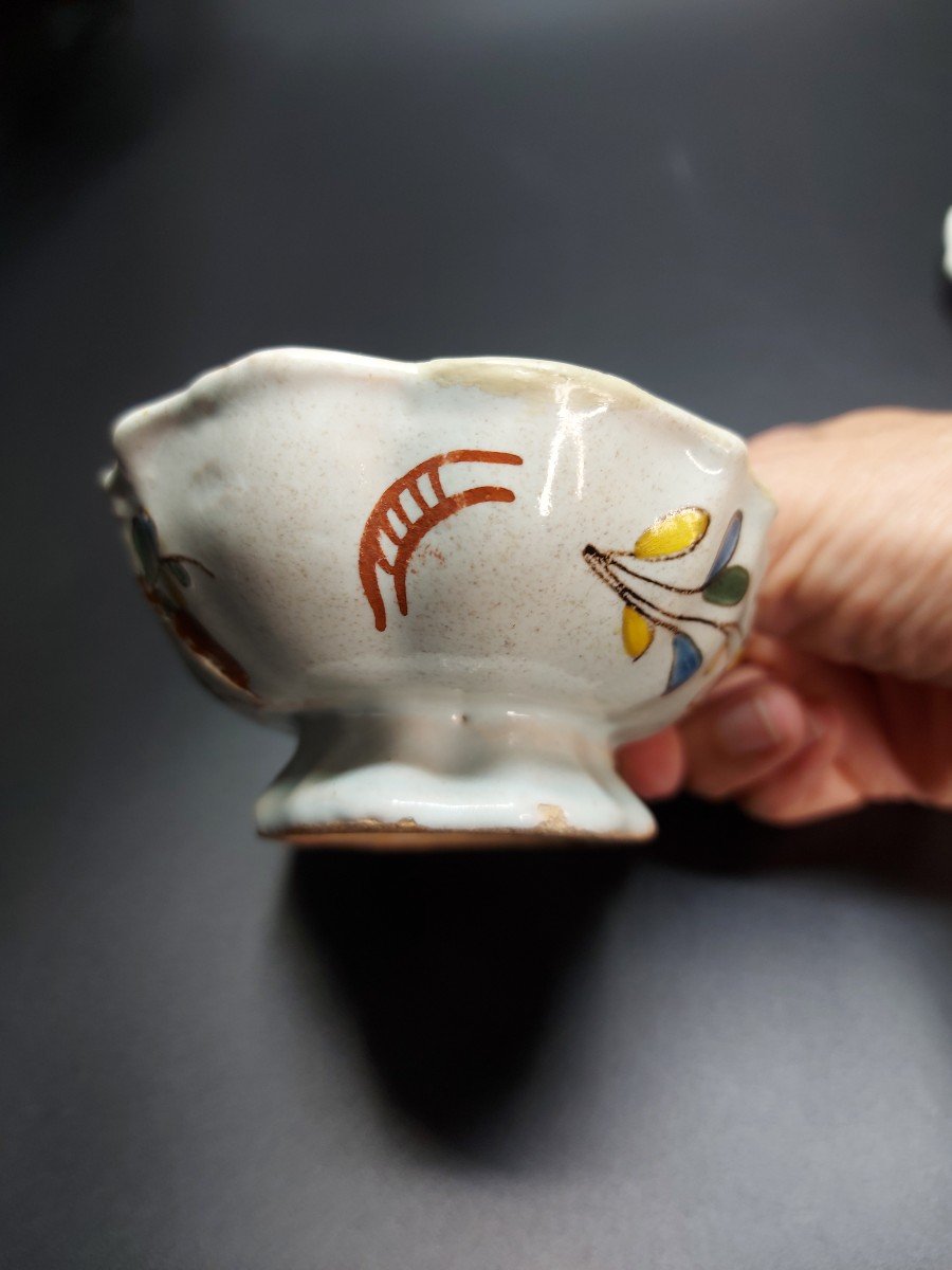 18th Century Earthenware Spice Box-photo-5