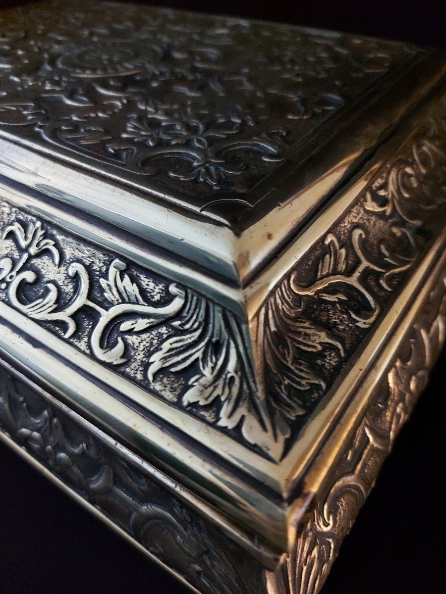 19th Century Bronze Box-photo-6