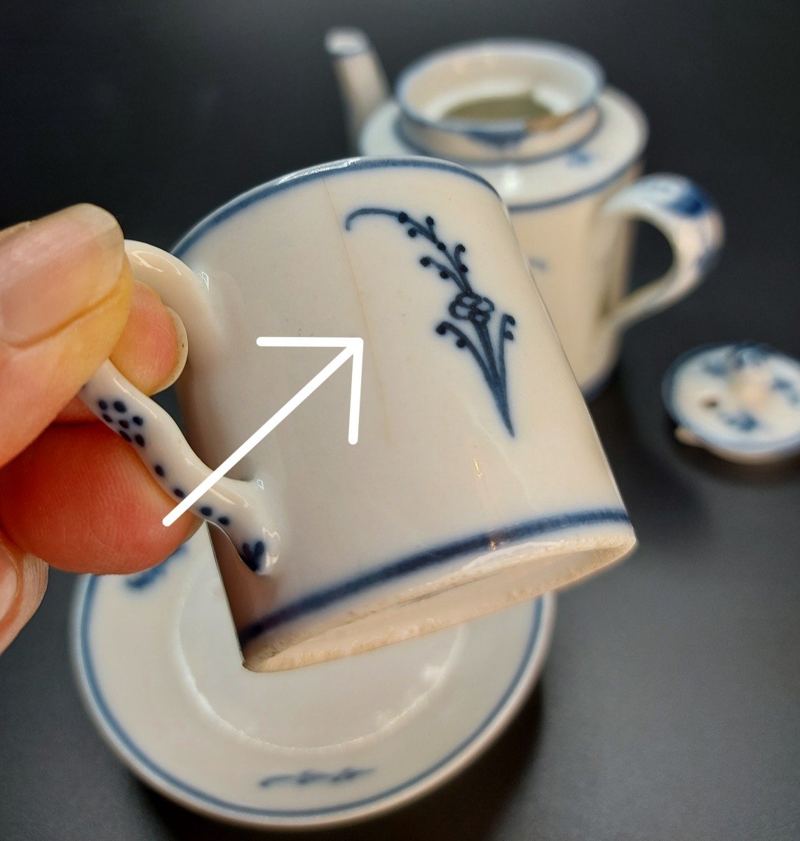 Locré: Teapot And Cup-photo-1